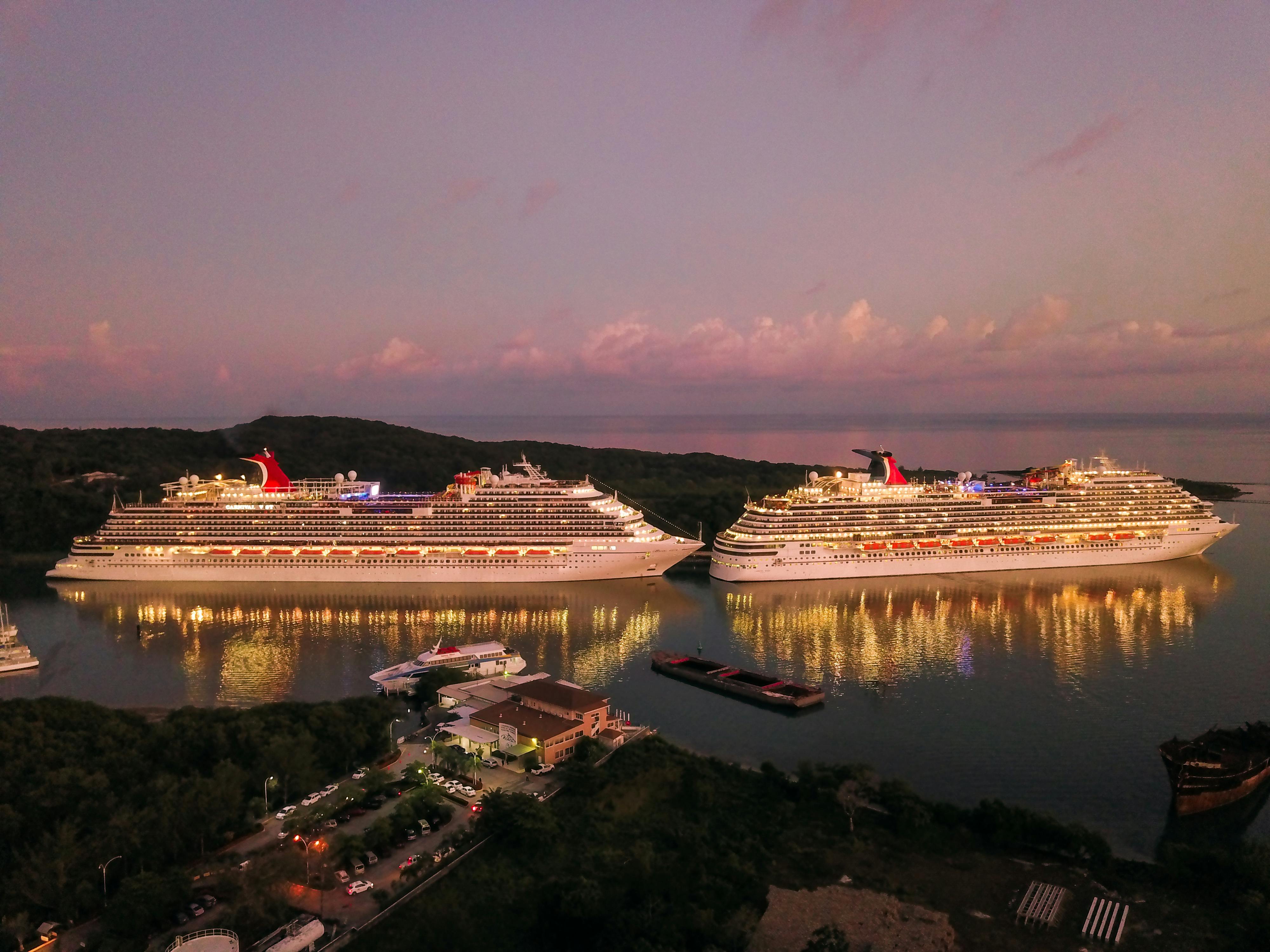 cruise ship